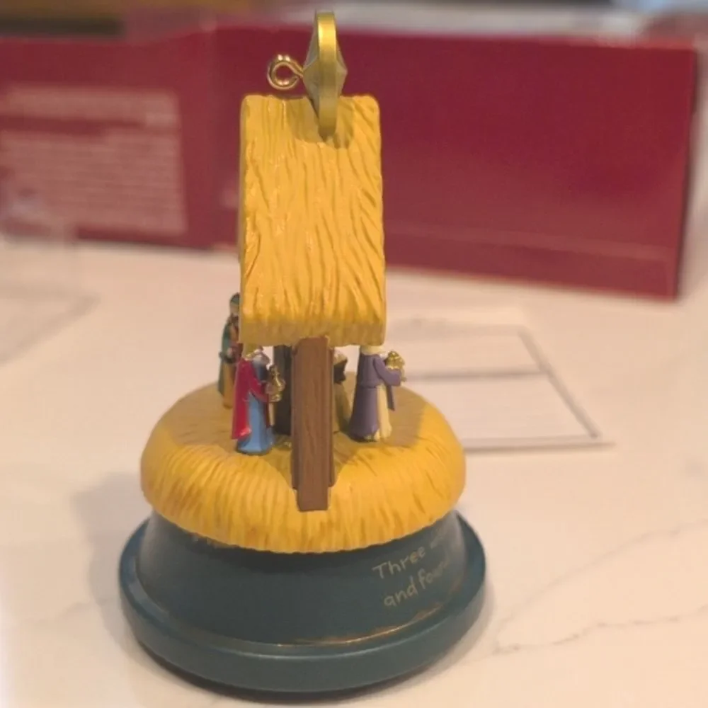 Vintage Hallmark Keepsake Ornament with Magic Sound 